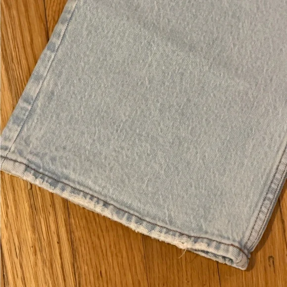 Abercrombie & Fitch Low Rise Baggy Jean - Picture 5 of 9